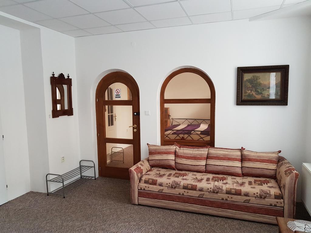 Apartmany U Dvora Jihlava Exterior photo
